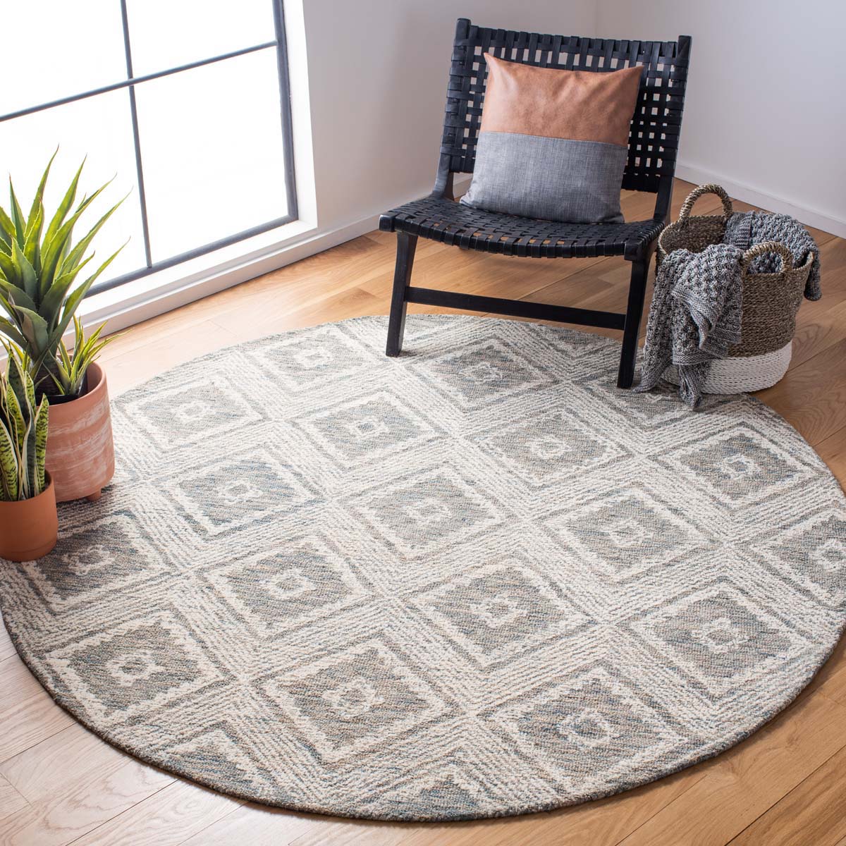 Safavieh Abstract 347 Rug, ABT347 - Ivory / Denim