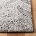 Safavieh Abstract 636 Rug, ABT636 - Grey