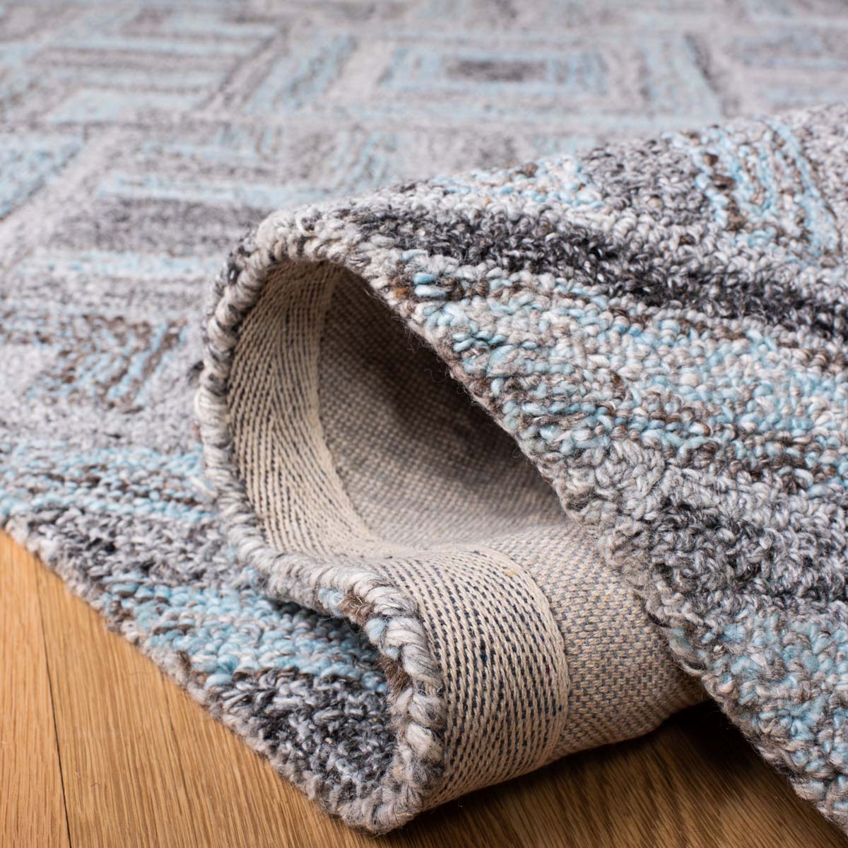 Safavieh Abstract 642 Rug, ABT642 - Grey / Turquoise