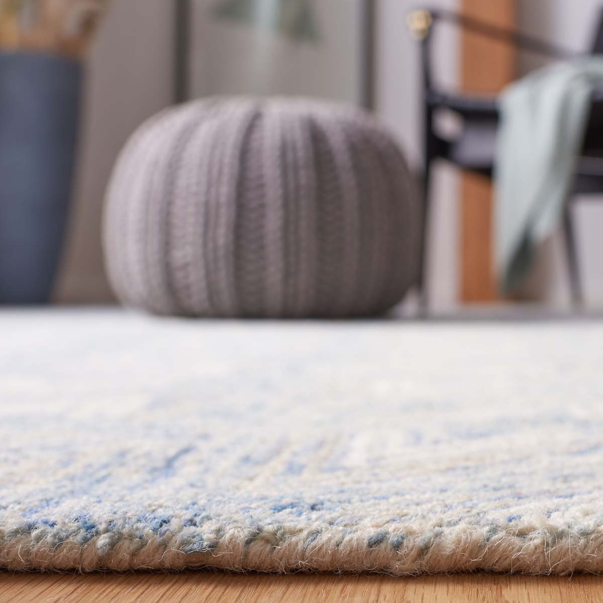 Safavieh Abstract 653 Rug, ABT653 - Blue / Beige