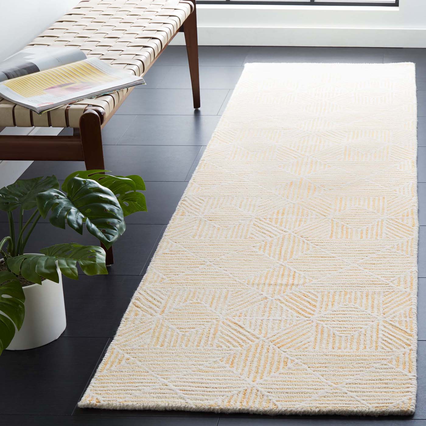 Safavieh Abstract 763 Rug, ABT763 - Gold / Ivory