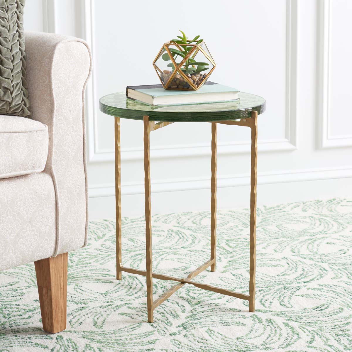 Safavieh Tengah Round Glass Accent Table , ACC3213 - Green/Brass