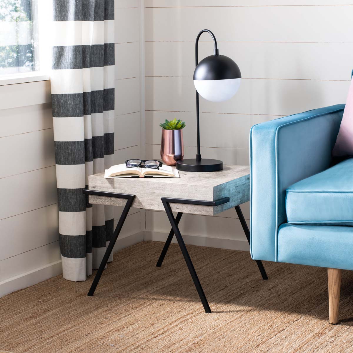 Safavieh Jett Square Accent Table , ACC4201 - Light Grey Faux Concrete/Black