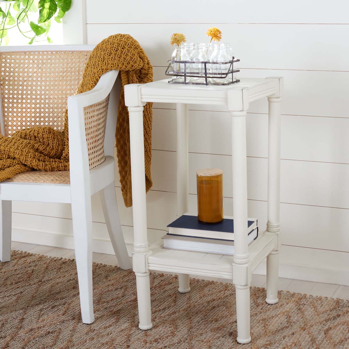 Safavieh Rafiki Square Accent Table, ACC5709 - Distressed White