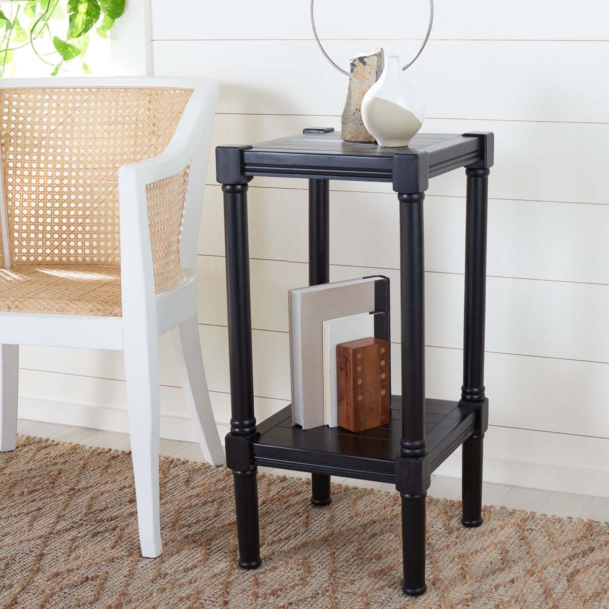 Safavieh Rafiki Square Accent Table, ACC5709 - Black