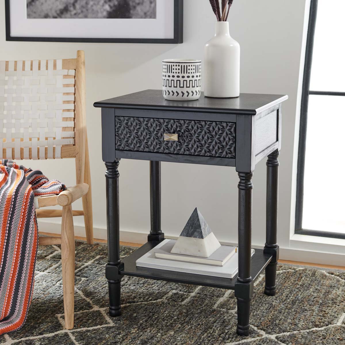 Safavieh Halton 1Drw Accent Table , ACC5712 - Black