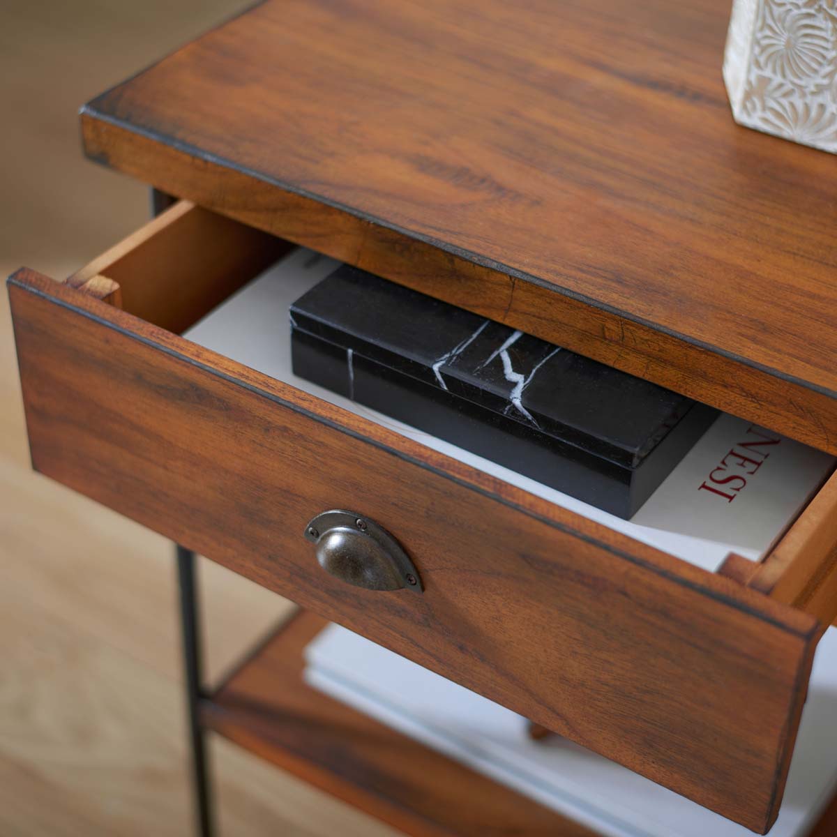 Safavieh Eris 1 Drawer 1 Shelf Accent Table , ACC6604 - Brown / Black