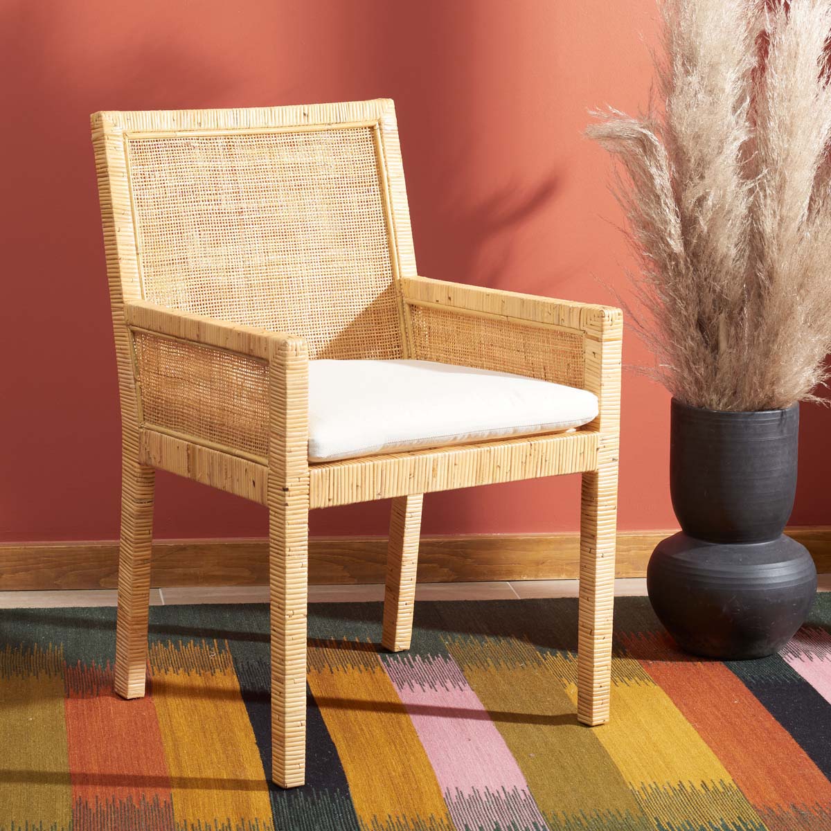 Safavieh Sarai Accent Chair W/ Cushion , ACH6520 - Natural / White