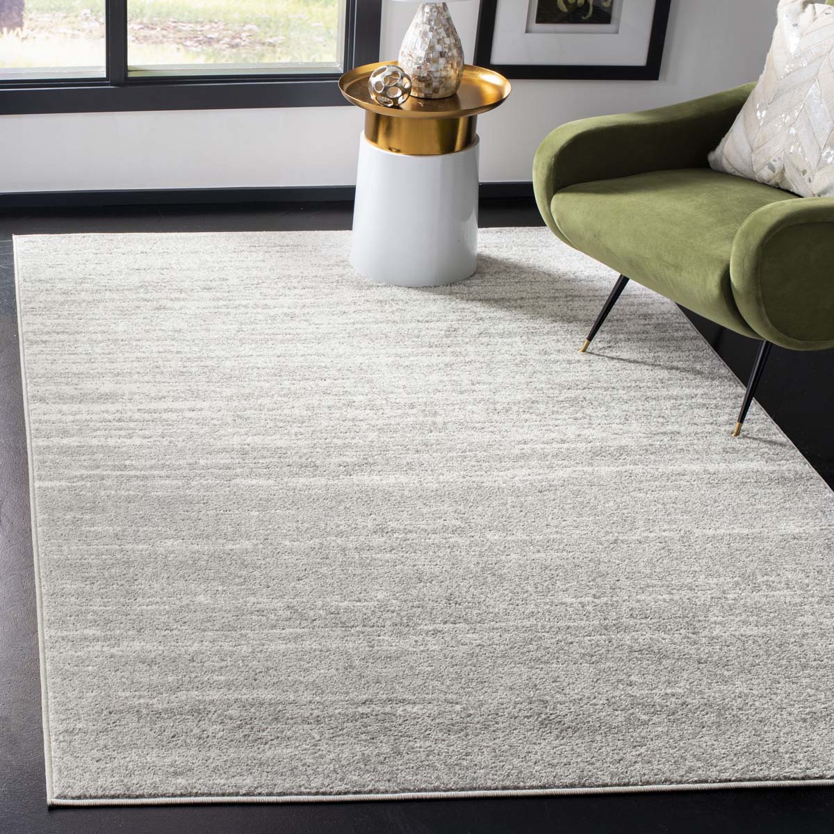 Safavieh Adirondack 113 Rug, White, ADR113 - Light Grey / Grey