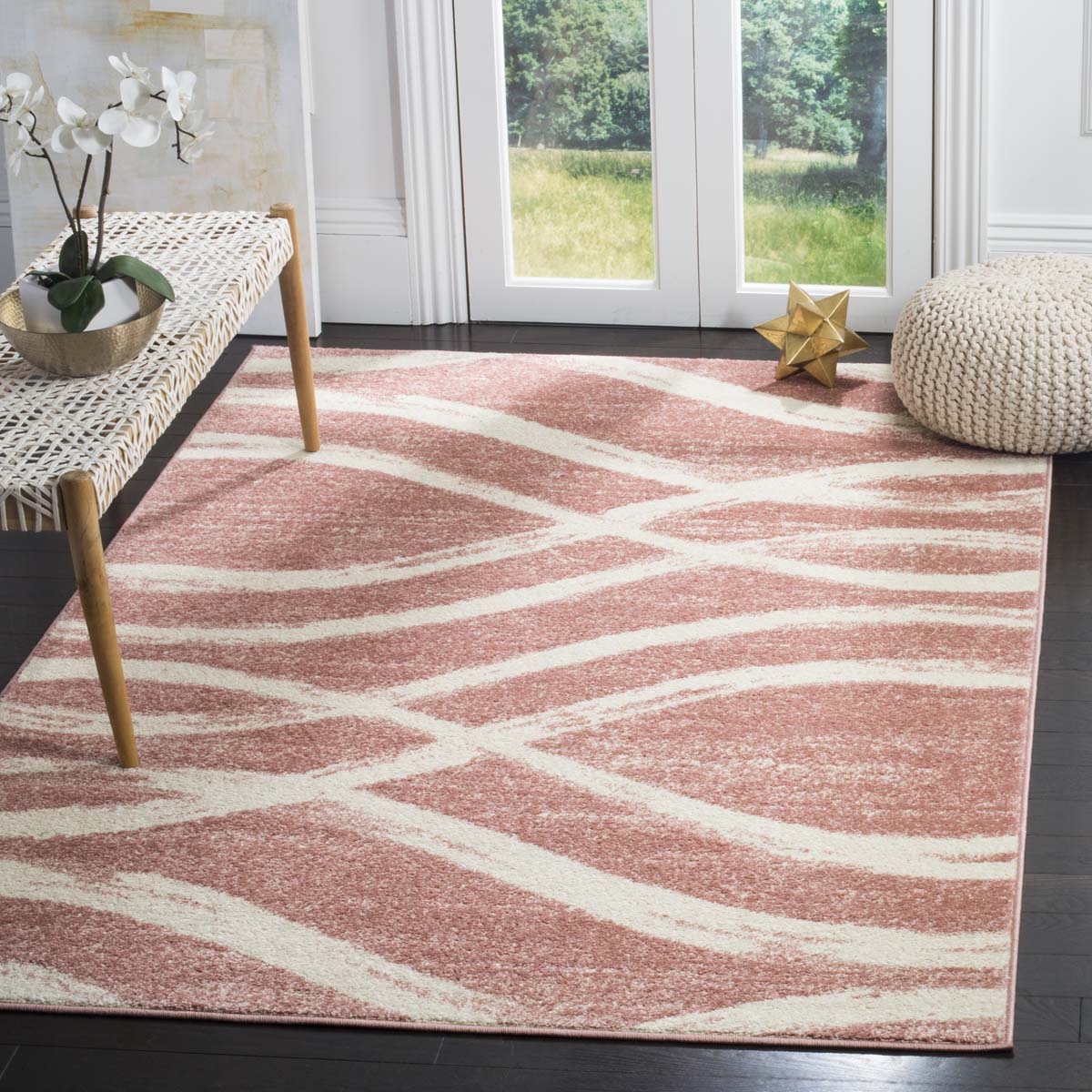 Safavieh Adirondack 125 Rug, White, ADR125 - Rose / Cream