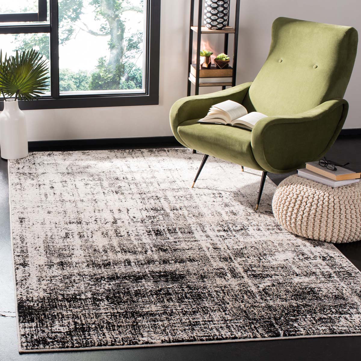 Safavieh Adirondack 207 Rug, Silver, ADR207 - Silver / Black