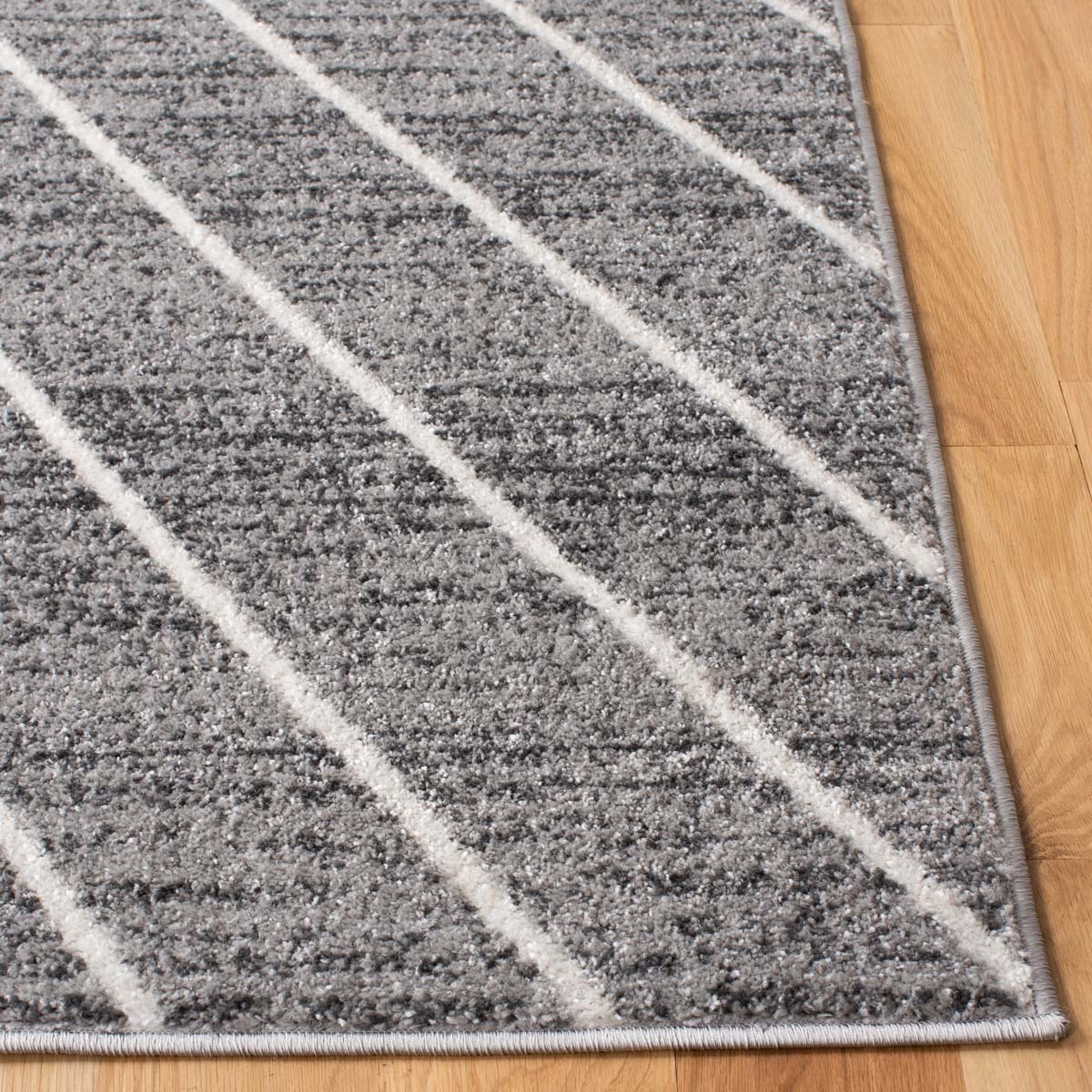 Safavieh Adirondack 251 Rug, Grey, ADR251 - Dark Grey / Ivory
