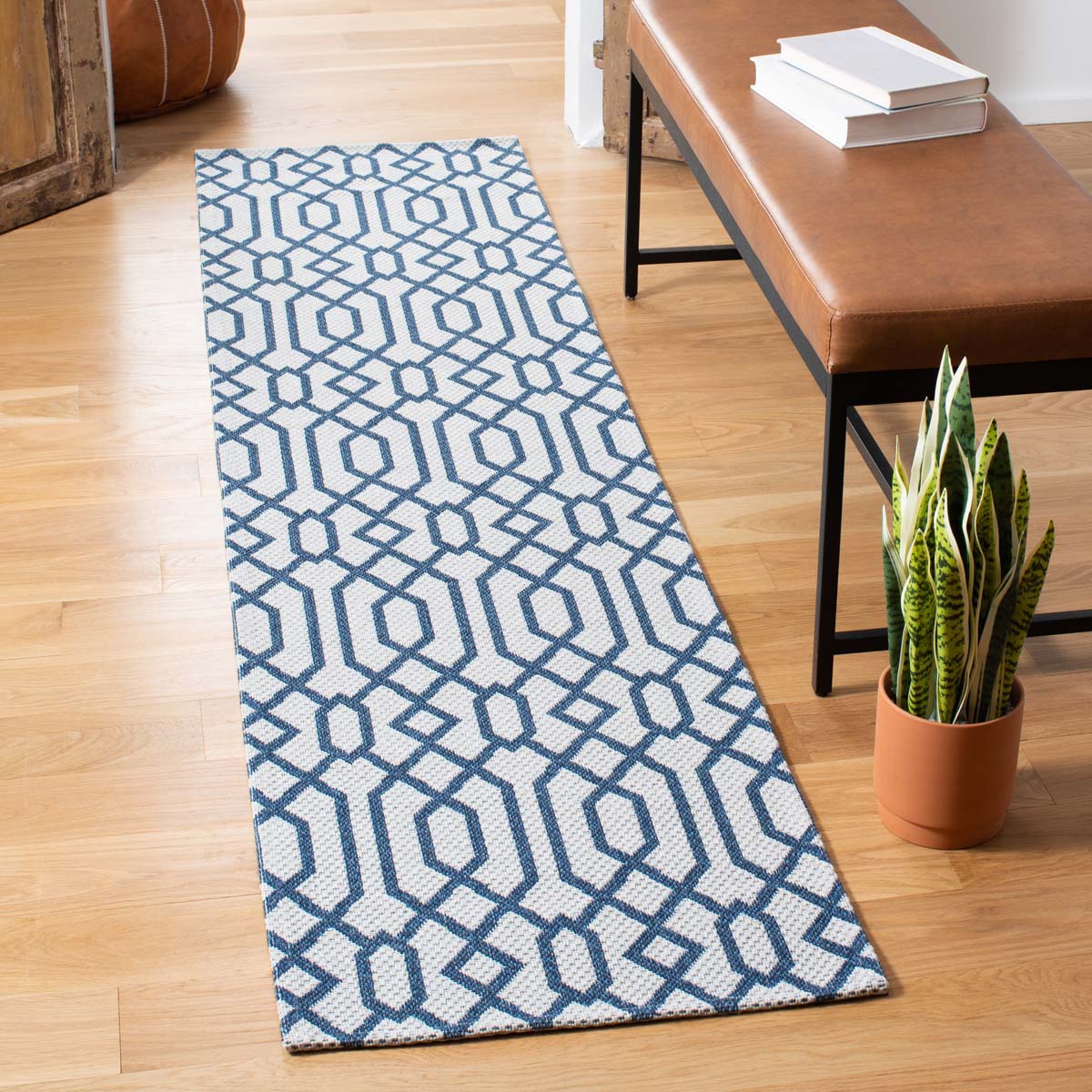 Safavieh Augustine 421 Rug, AGT421 - Navy / Light Grey