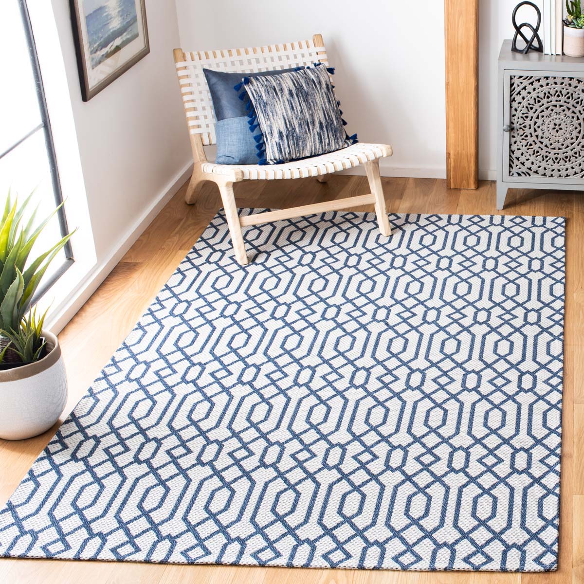 Safavieh Augustine 421 Rug, AGT421 - Navy / Light Grey