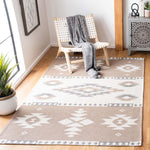 Safavieh Augustine 426 Rug, AGT426 - Taupe / Cream