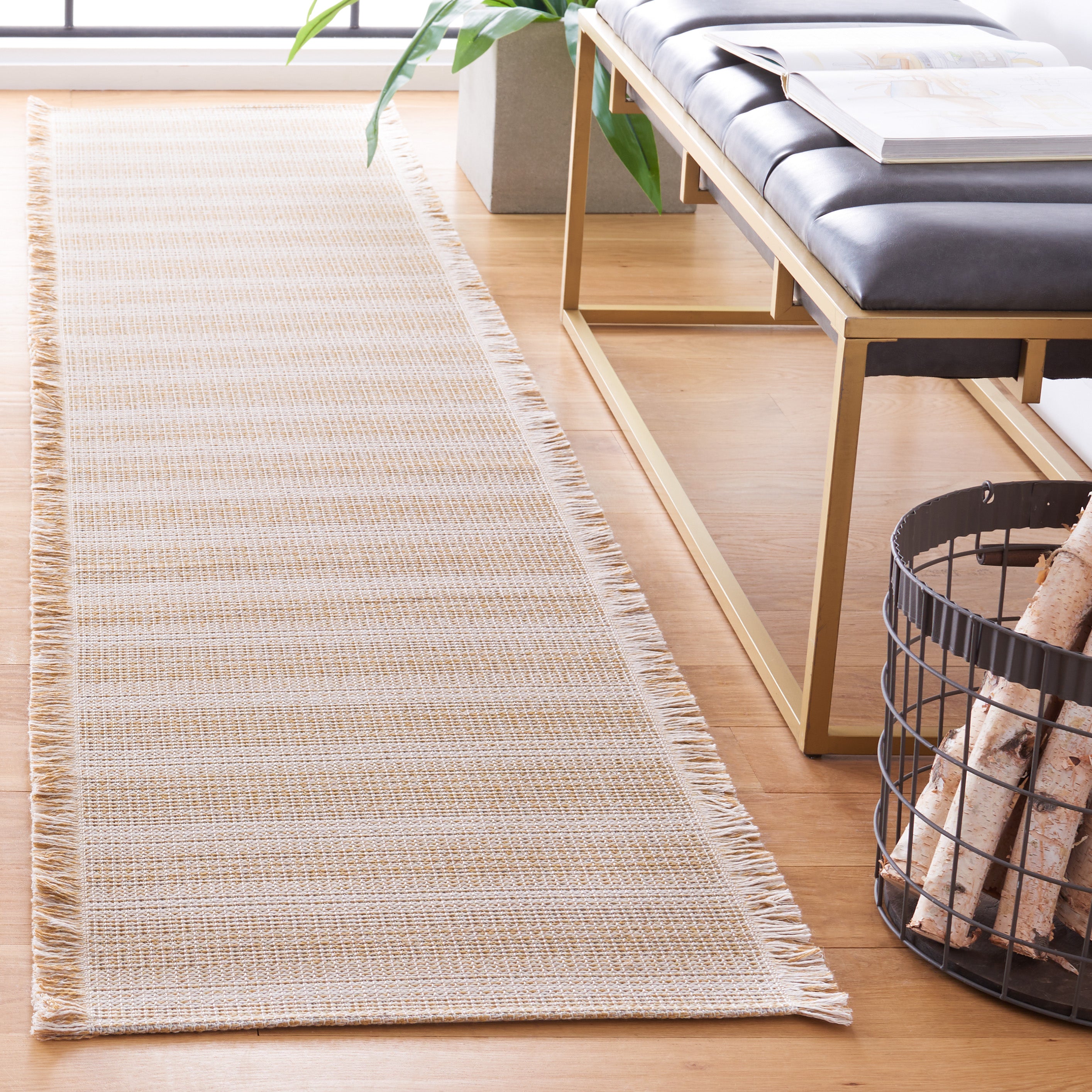 Safavieh Augustine 501 Rug, AGT501 - Ivory / Gold