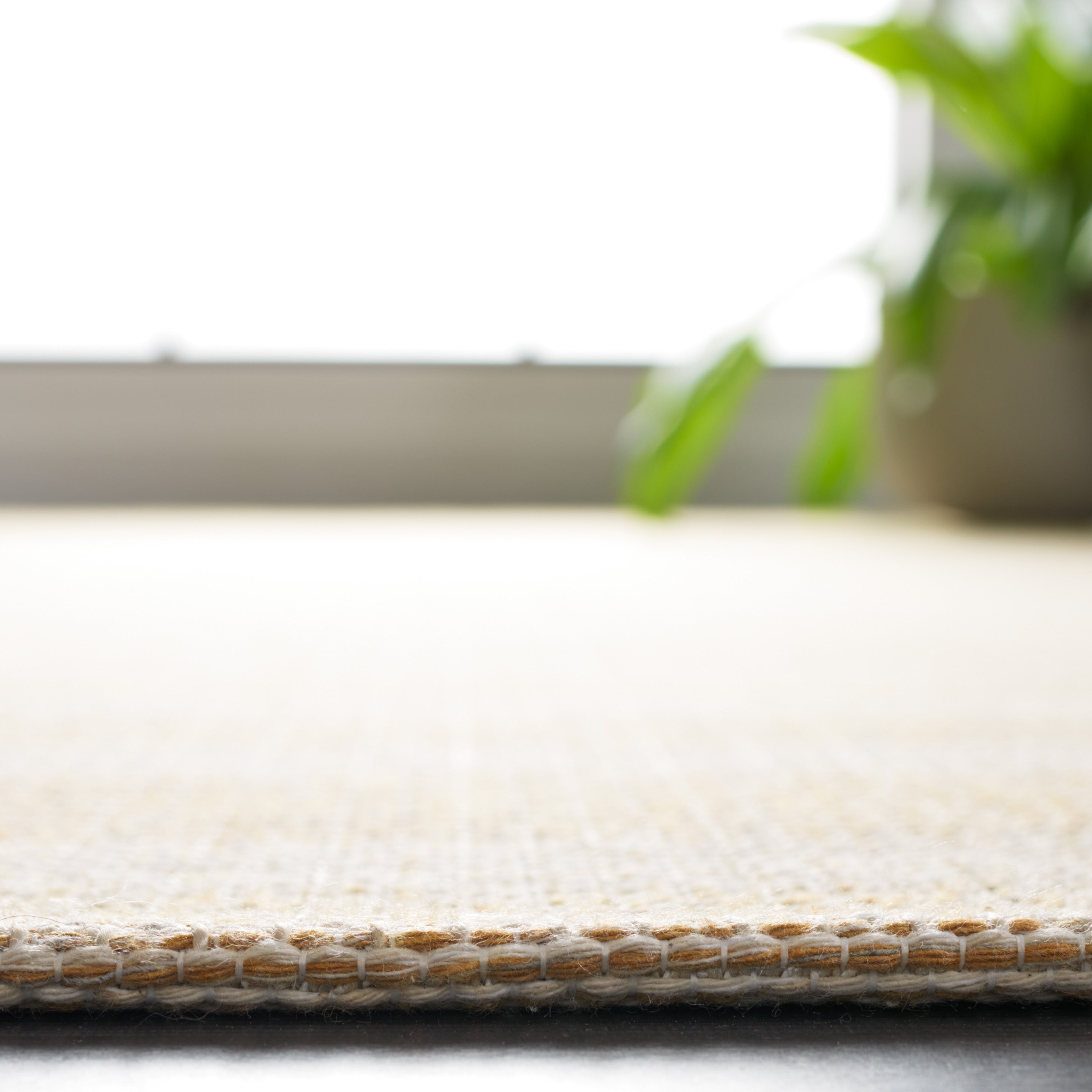 Safavieh Augustine 501 Rug, AGT501 - Ivory / Gold