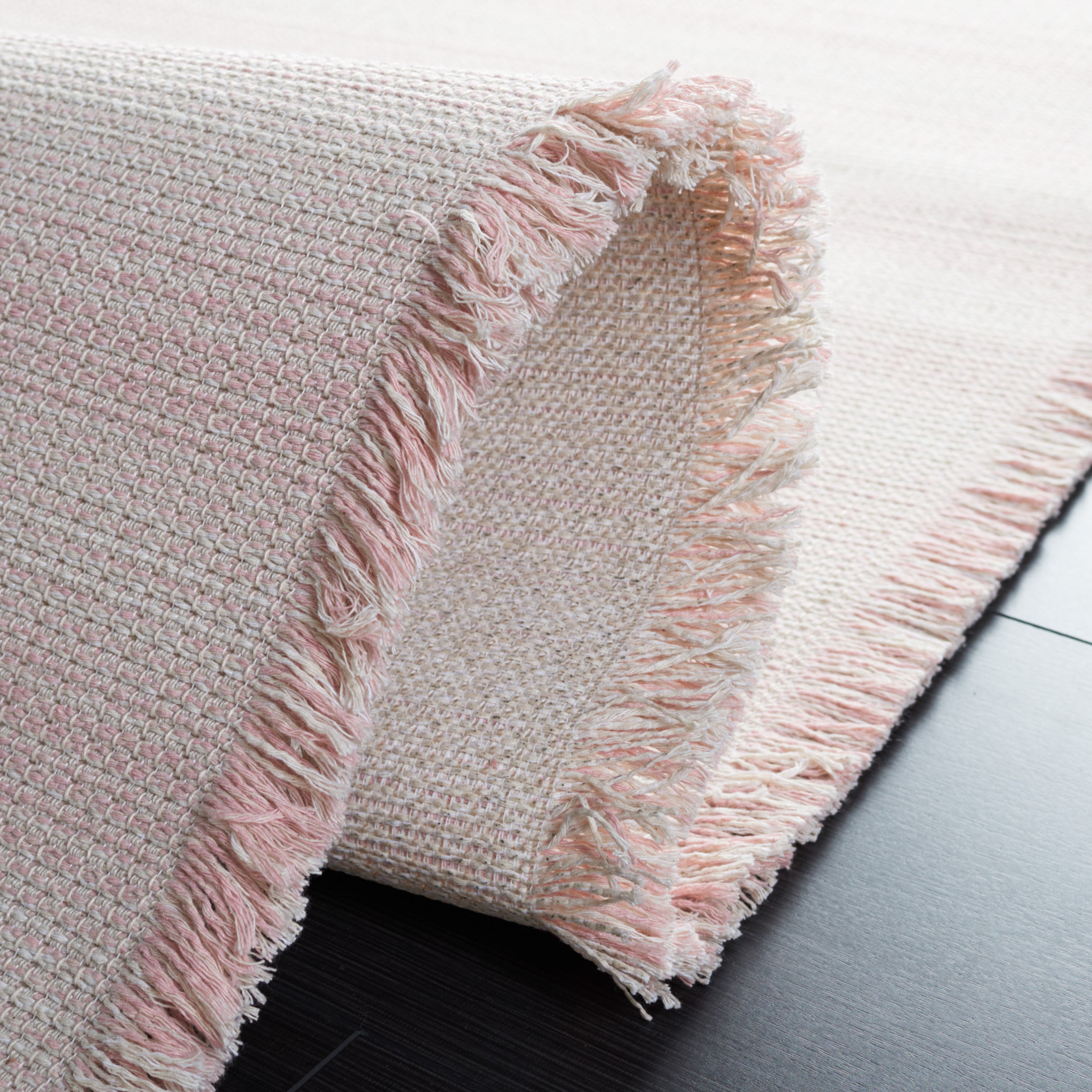 Safavieh Augustine 501 Rug, AGT501 - Ivory / Pink