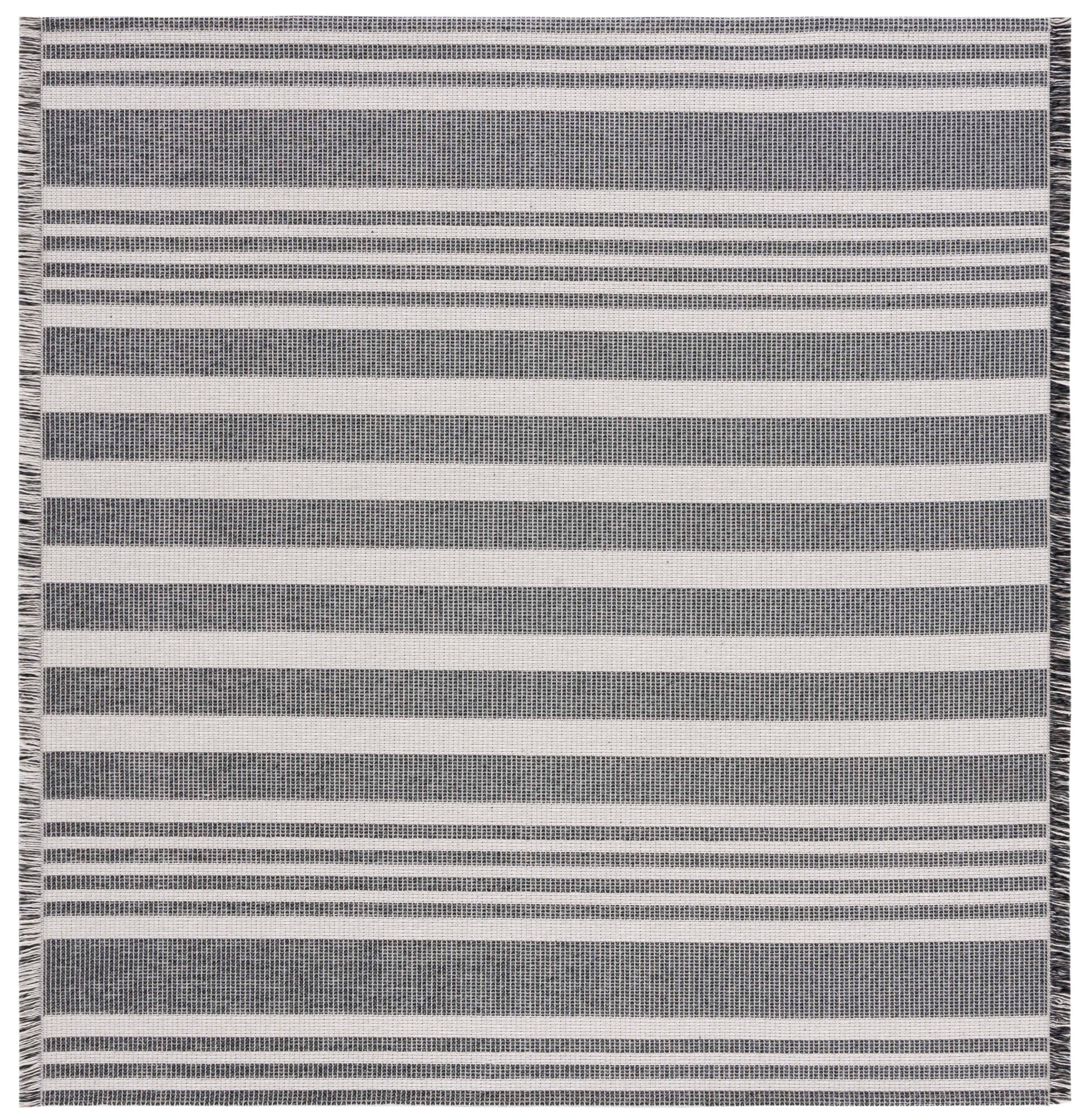 Safavieh Augustine 504 Rug, AGT504 - Ivory / Black