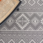 Safavieh Augustine 506 Rug, AGT506 - Ivory / Black
