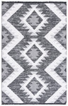 Safavieh Augustine 712 Rug, AGT712 - Black / Ivory