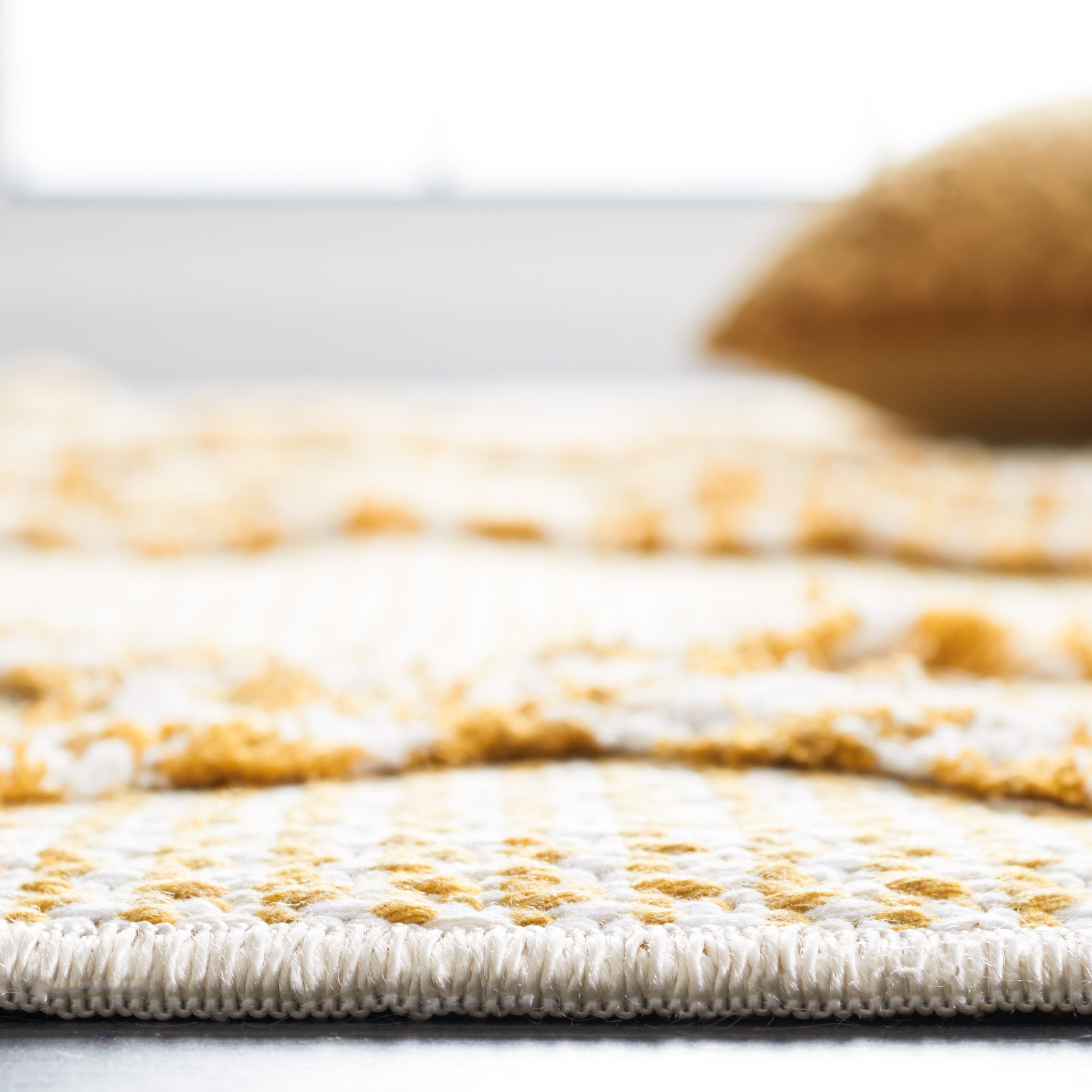 Safavieh Augustine 714 Rug, AGT714 - Gold / Ivory