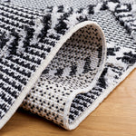 Safavieh Augustine 714 Rug, AGT714 - Black / Ivory