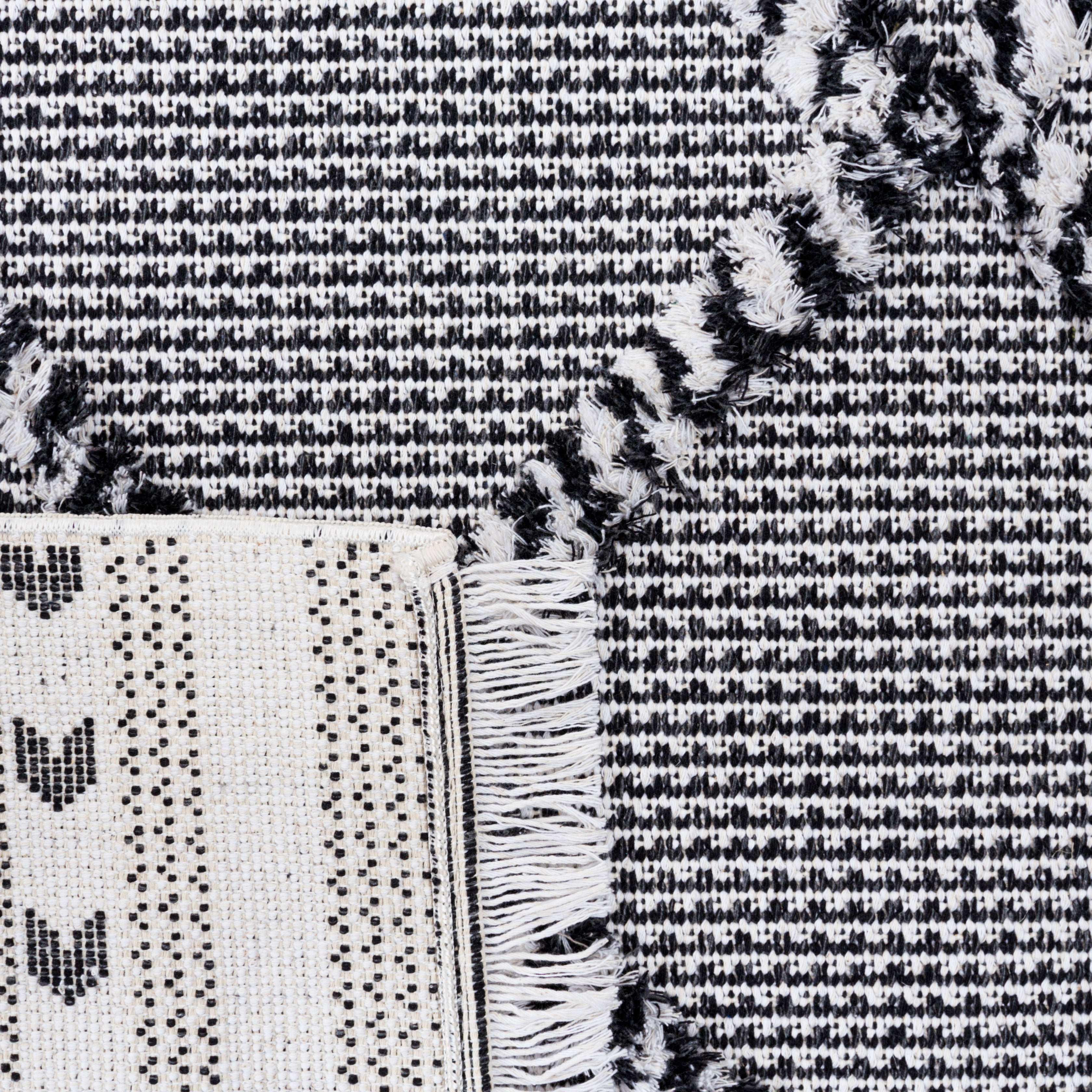 Safavieh Augustine 714 Rug, AGT714 - Black / Ivory