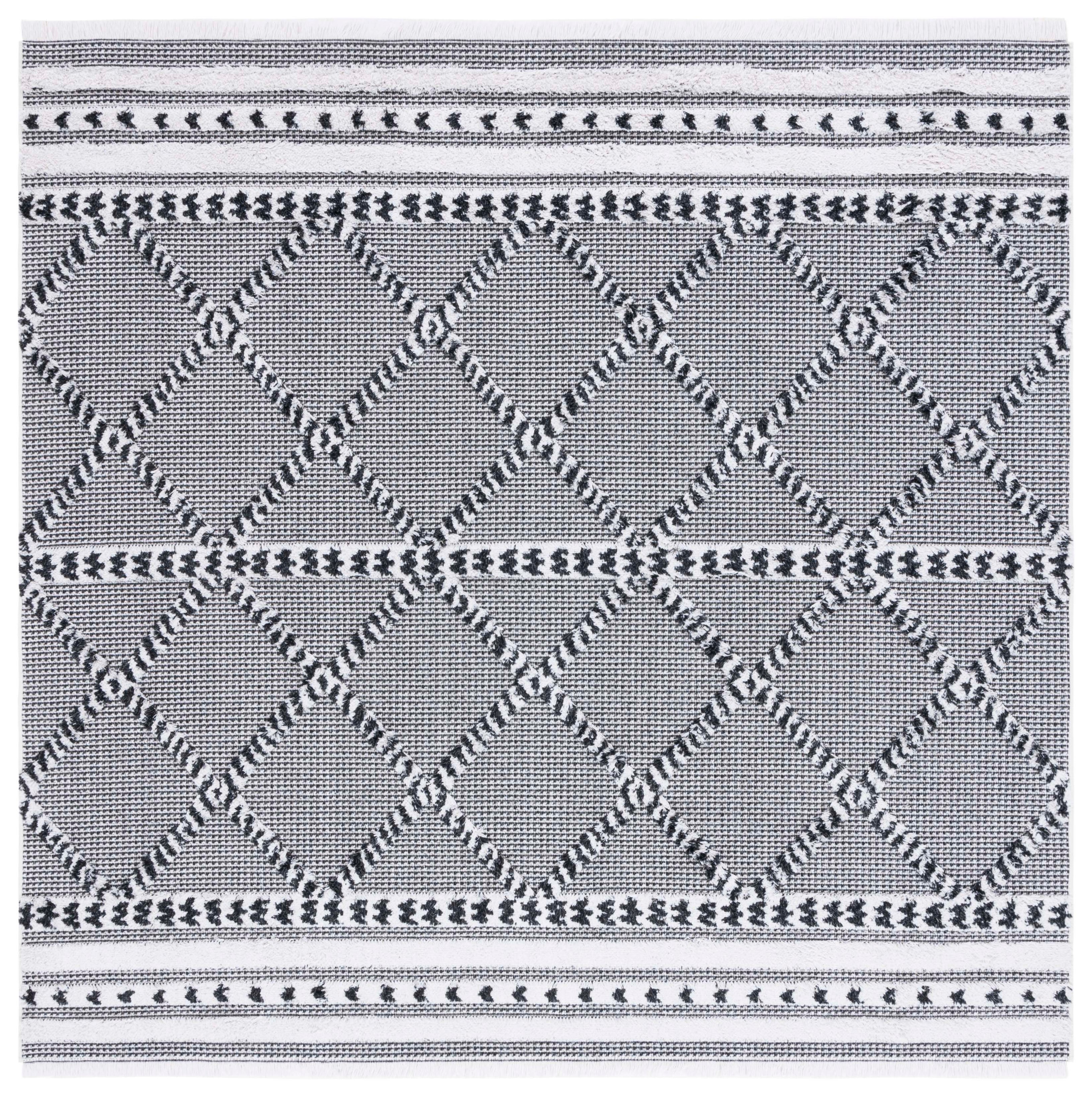 Safavieh Augustine 714 Rug, AGT714 - Black / Ivory