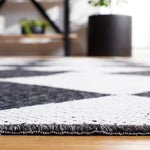 Safavieh Augustine 722 Rug, AGT722 - Ivory / Black