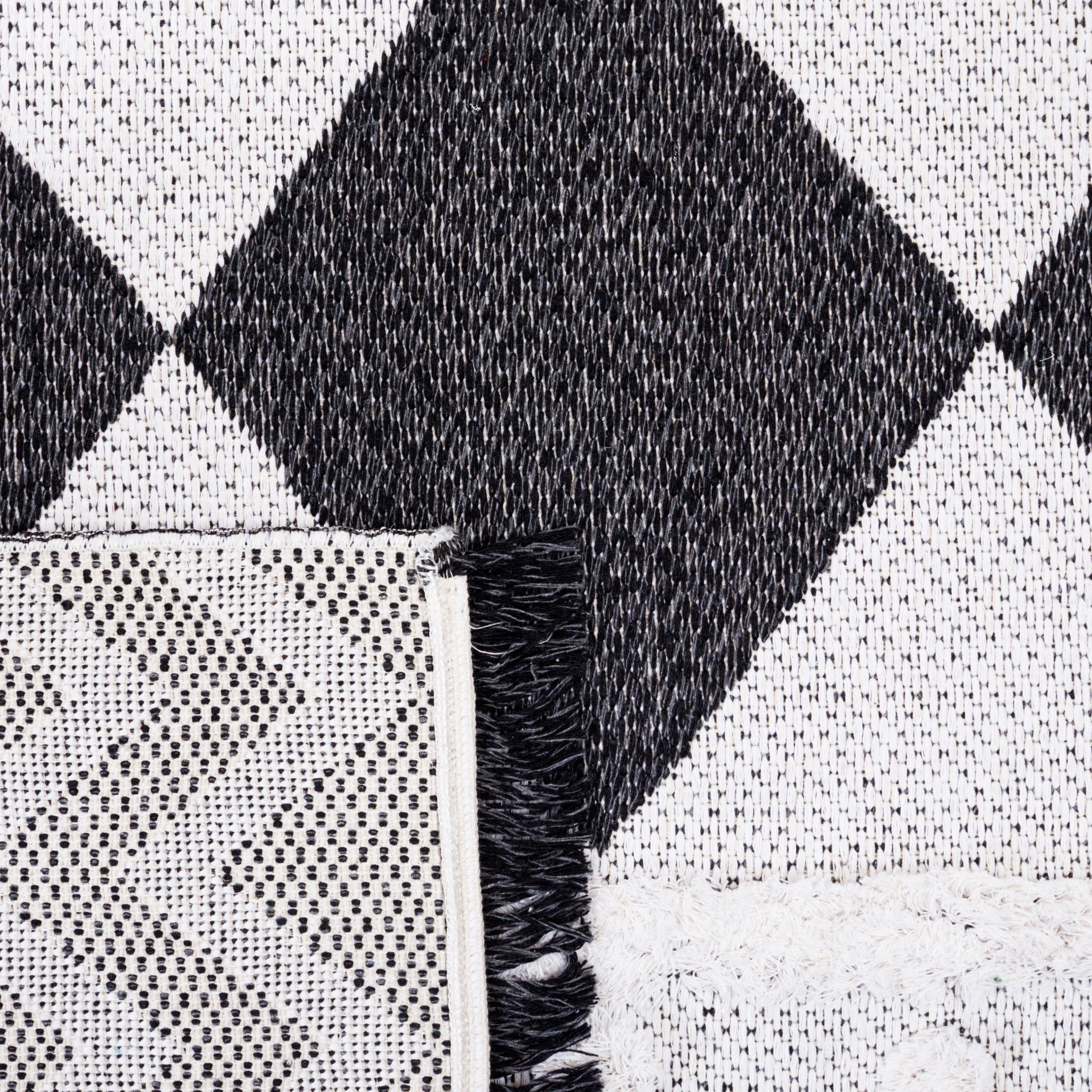 Safavieh Augustine 722 Rug, AGT722 - Ivory / Black