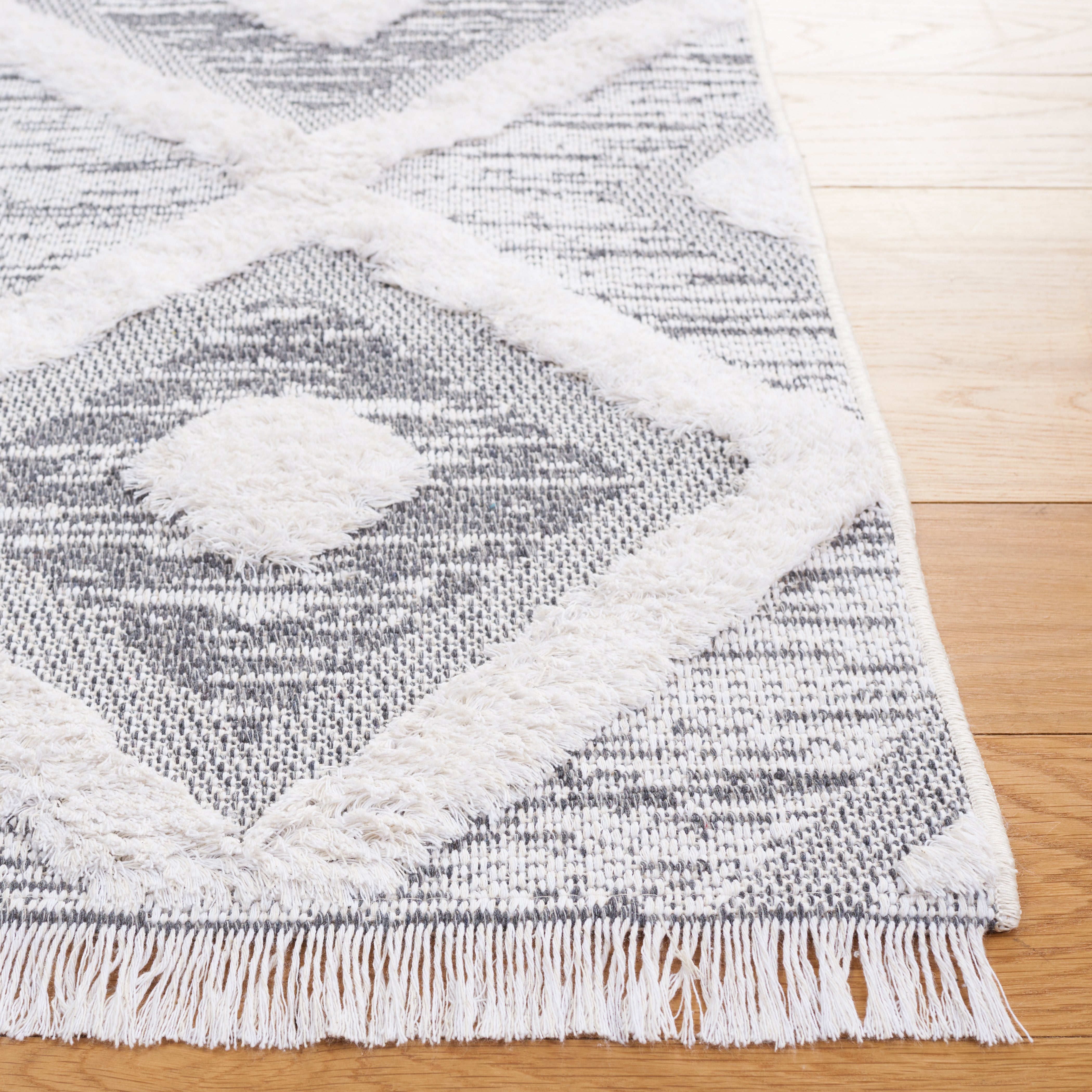 Safavieh Augustine 730 Rug, AGT730 - Grey / Ivory