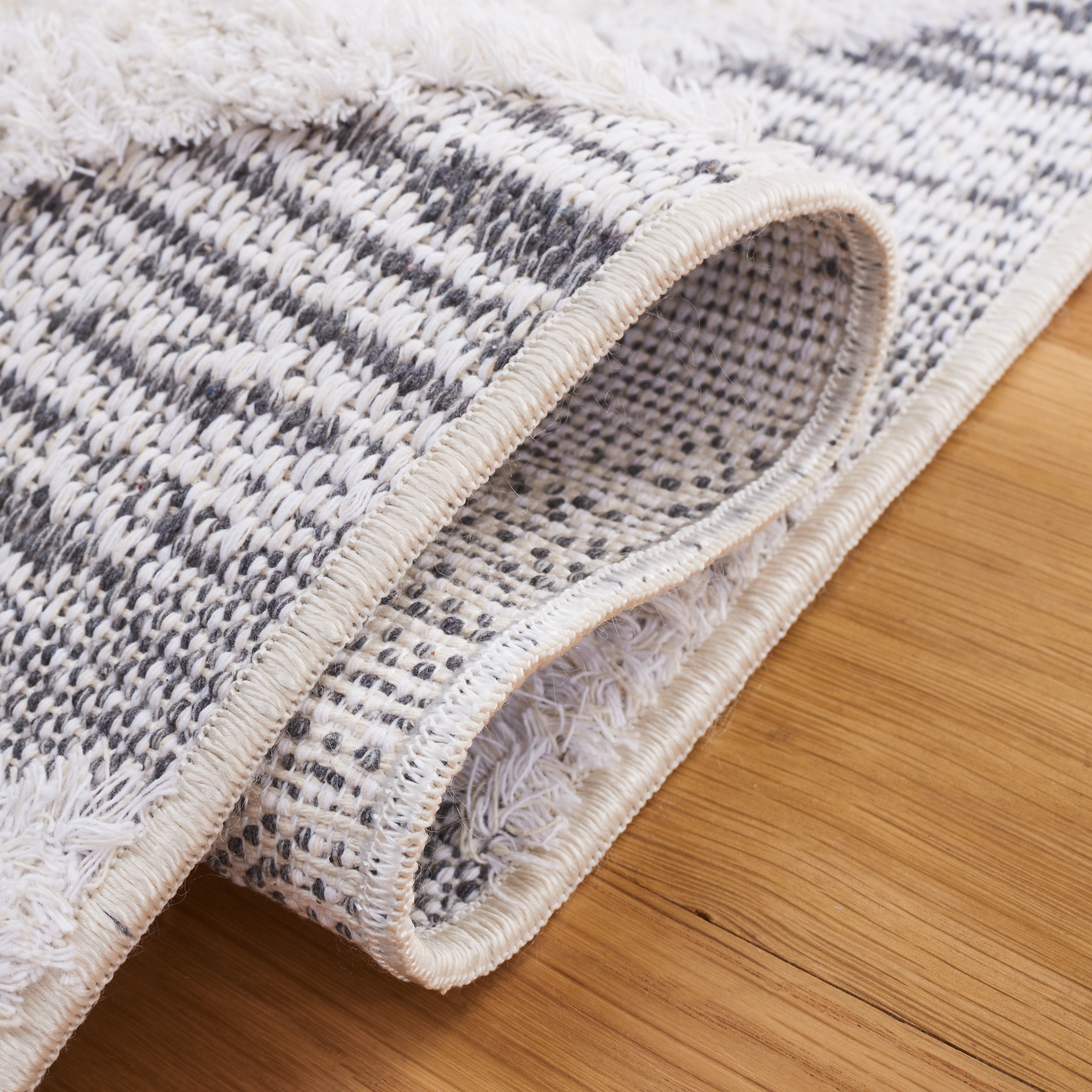 Safavieh Augustine 730 Rug, AGT730 - Grey / Ivory