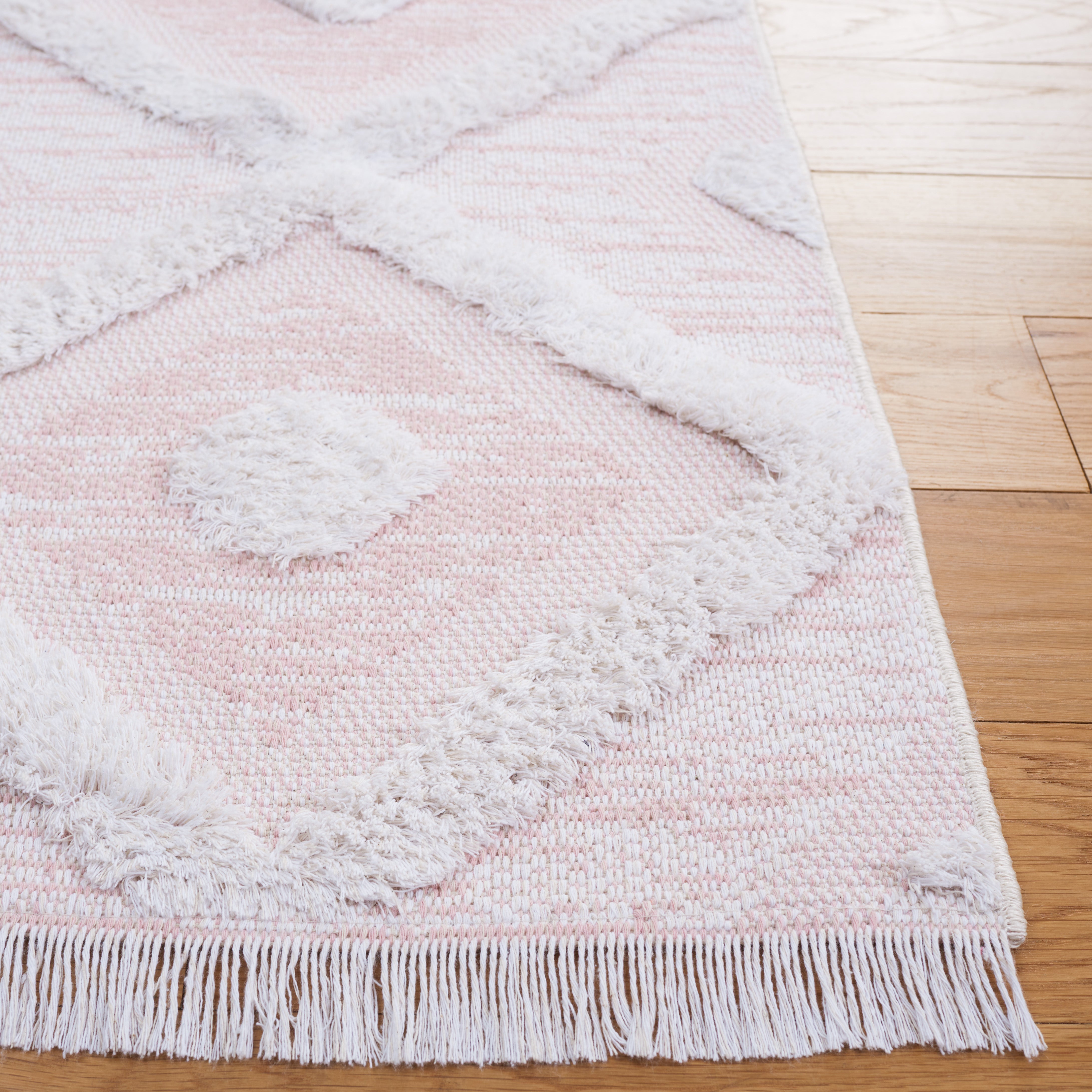Safavieh Augustine 730 Rug, AGT730 - Pink / Ivory