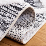 Safavieh Augustine 730 Rug, AGT730 - Black / Ivory