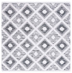 Safavieh Augustine 730 Rug, AGT730 - Black / Ivory