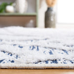 Safavieh Augustine 756 Rug, AGT756 - Ivory / Blue
