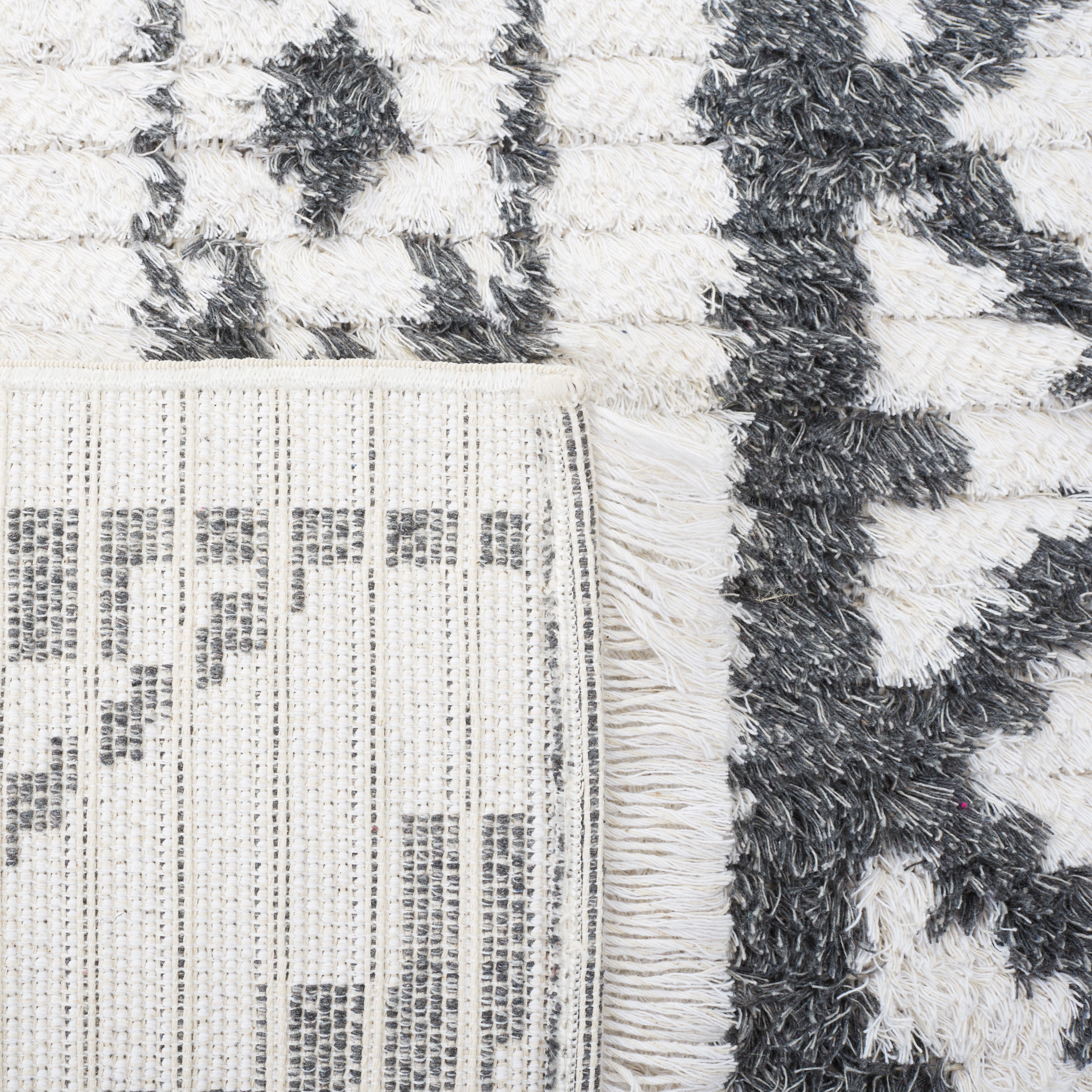 Safavieh Augustine 827 Rug, AGT827 - Grey / Ivory