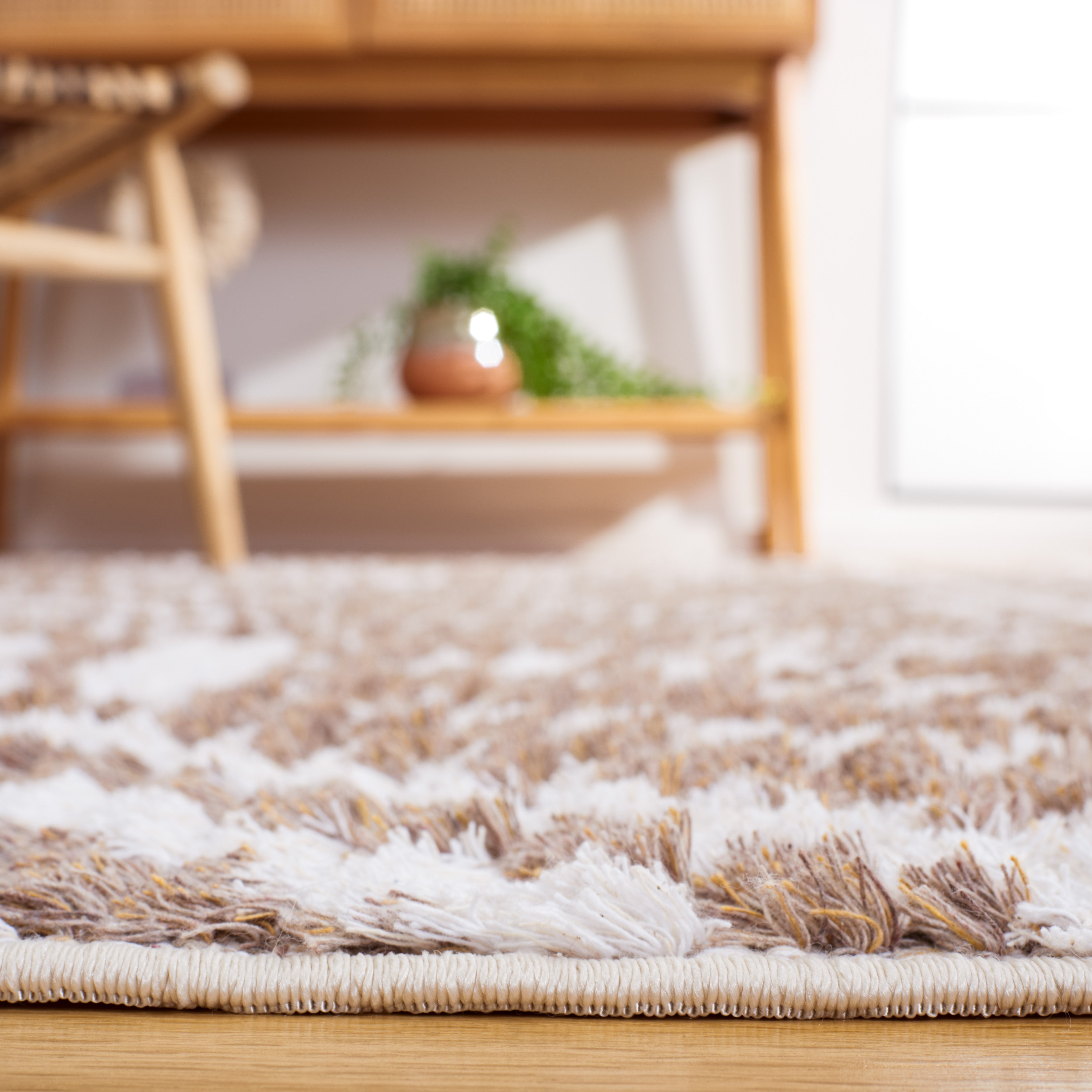 Safavieh Augustine 849 Rug, AGT849 - Taupe / Ivory