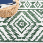 Safavieh Augustine 849 Rug, AGT849 - Green / Ivory