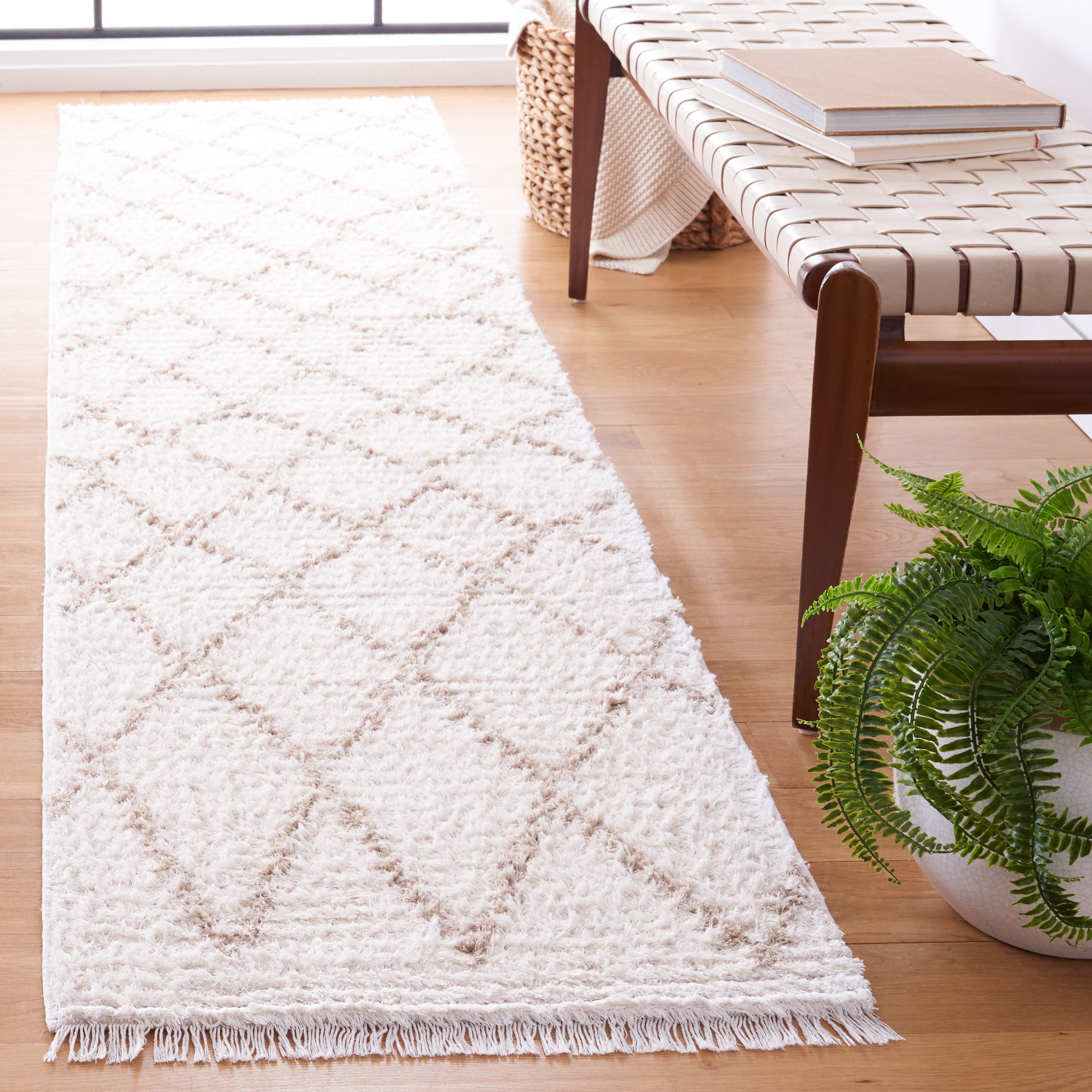 Safavieh Augustine 850 Rug, AGT850 - Ivory / Beige