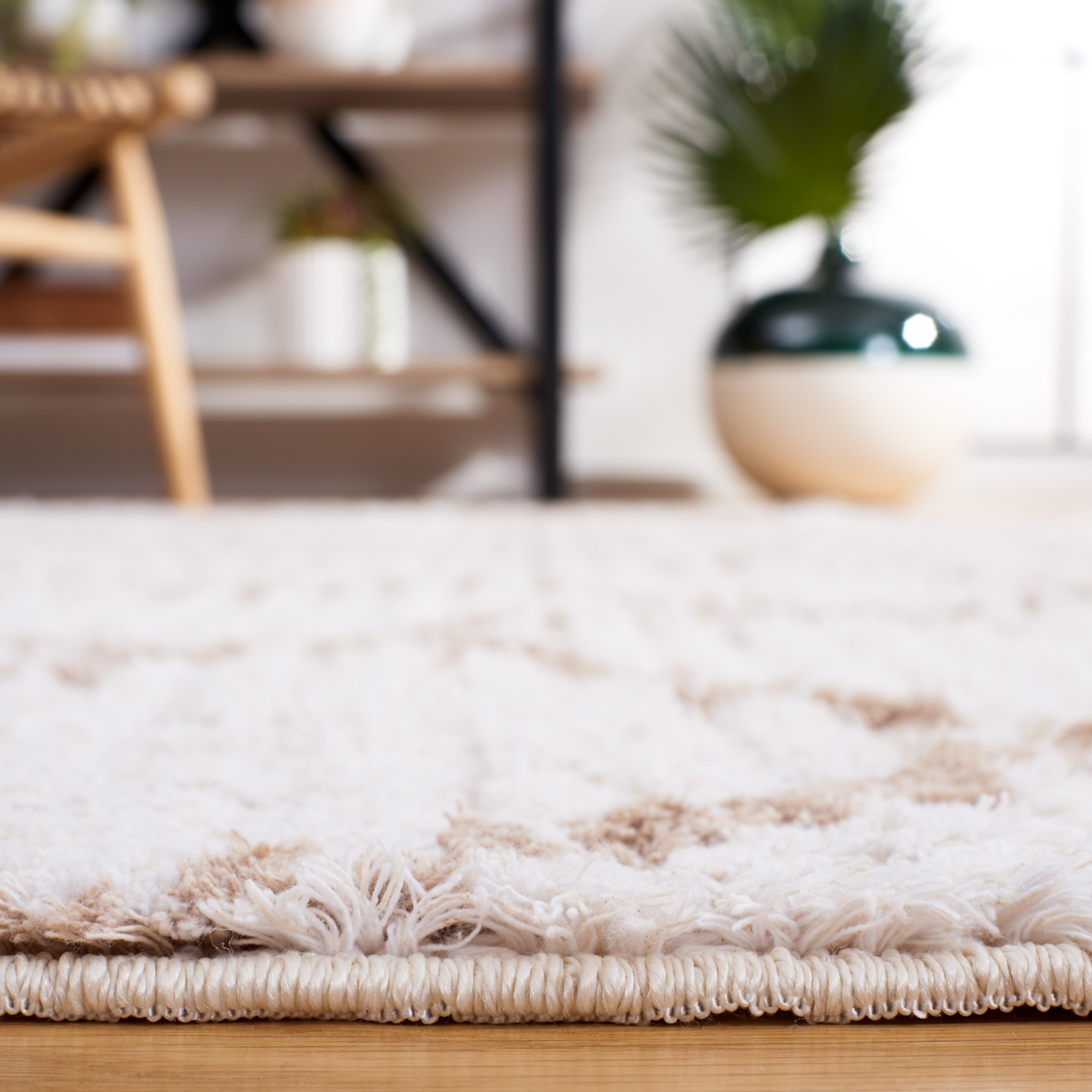Safavieh Augustine 850 Rug, AGT850 - Ivory / Beige