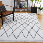 Safavieh Augustine 850 Rug, AGT850 - Ivory / Grey