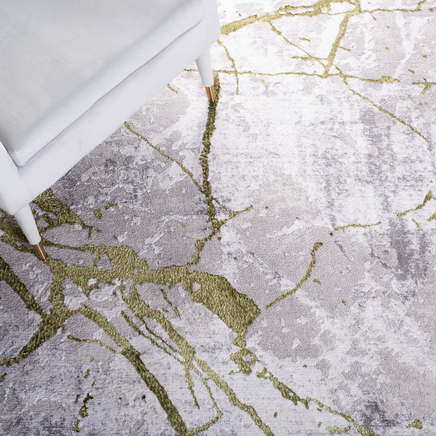 Safavieh Amelia 293 Rug, Grey, ALA293 - Grey / Green