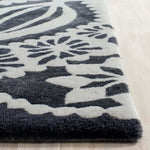 Safavieh Delilah 122 Rug, ALR122 - Grey / Ivory