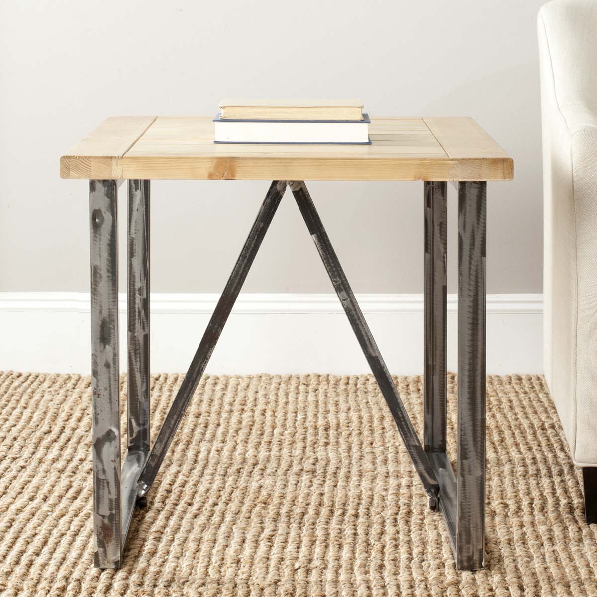 Safavieh Chase Wood Top End Table , AMH4127