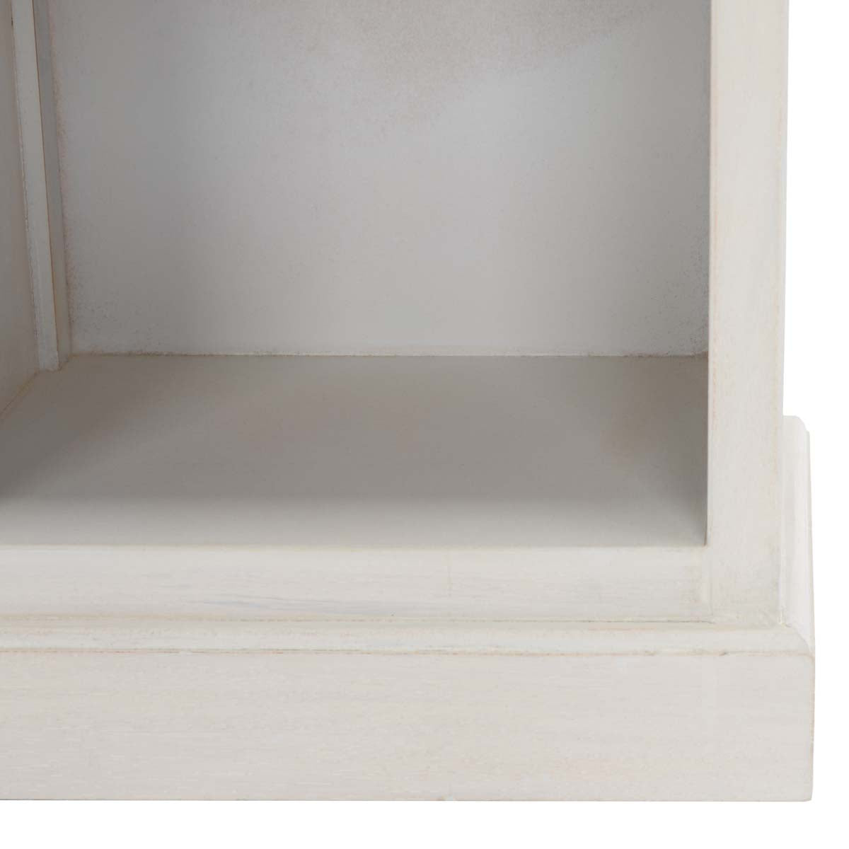 Safavieh Maralah Bookcase , AMH6634 - White Wash