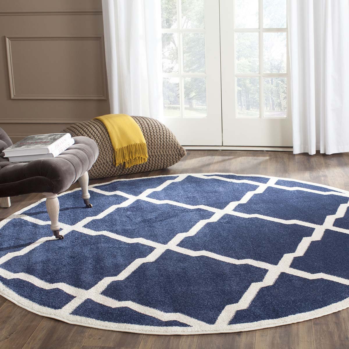 Safavieh Amherst 421 Rug, AMT421 - Navy / Beige