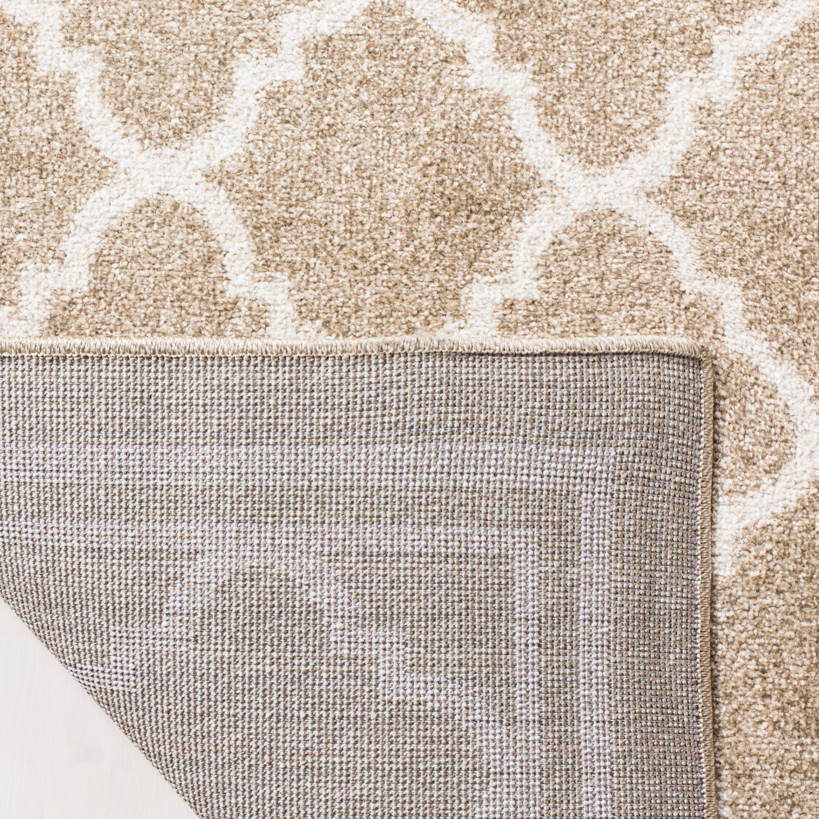 Safavieh Amherst 422 Rug, AMT422 - Wheat / Beige