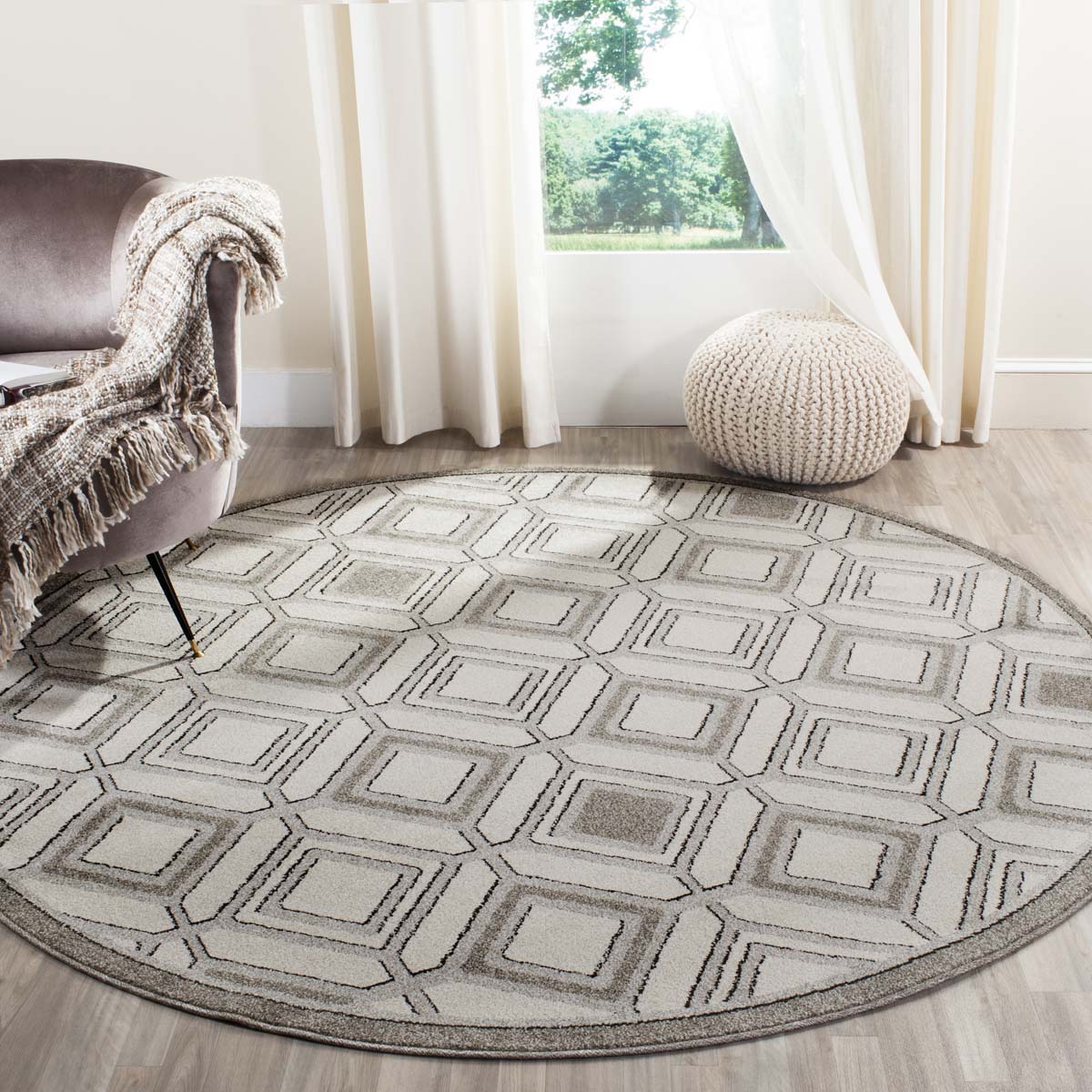 Safavieh Amherst 433 Rug, AMT433 - Ivory / Light Grey